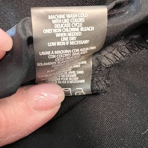 Ladies Karl Lagerfeld Paris Ladies Black Slacks‎ Size 4 - Picture 5 of 5